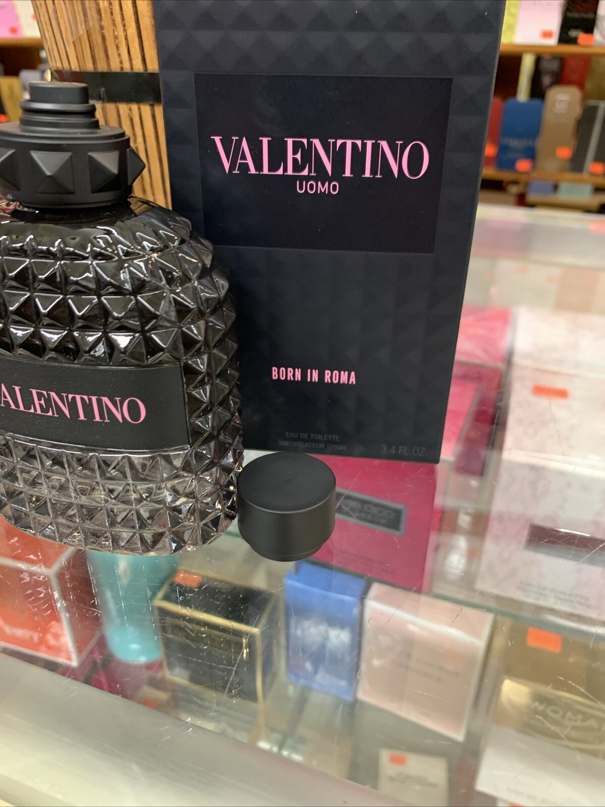 Cap For Uomo By Valentino For Men “ CAP ONLY “ Cap For Uomo By Valentino For Men “ CAP ONLY “