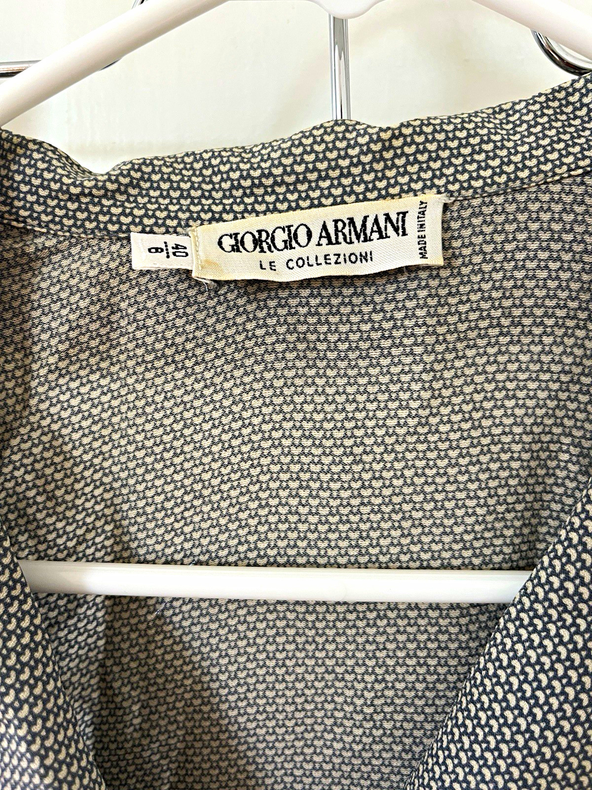 Giorgio Armani Le Collezioni women’s  Gray/White Geometric Dress Shirt 40 30/31