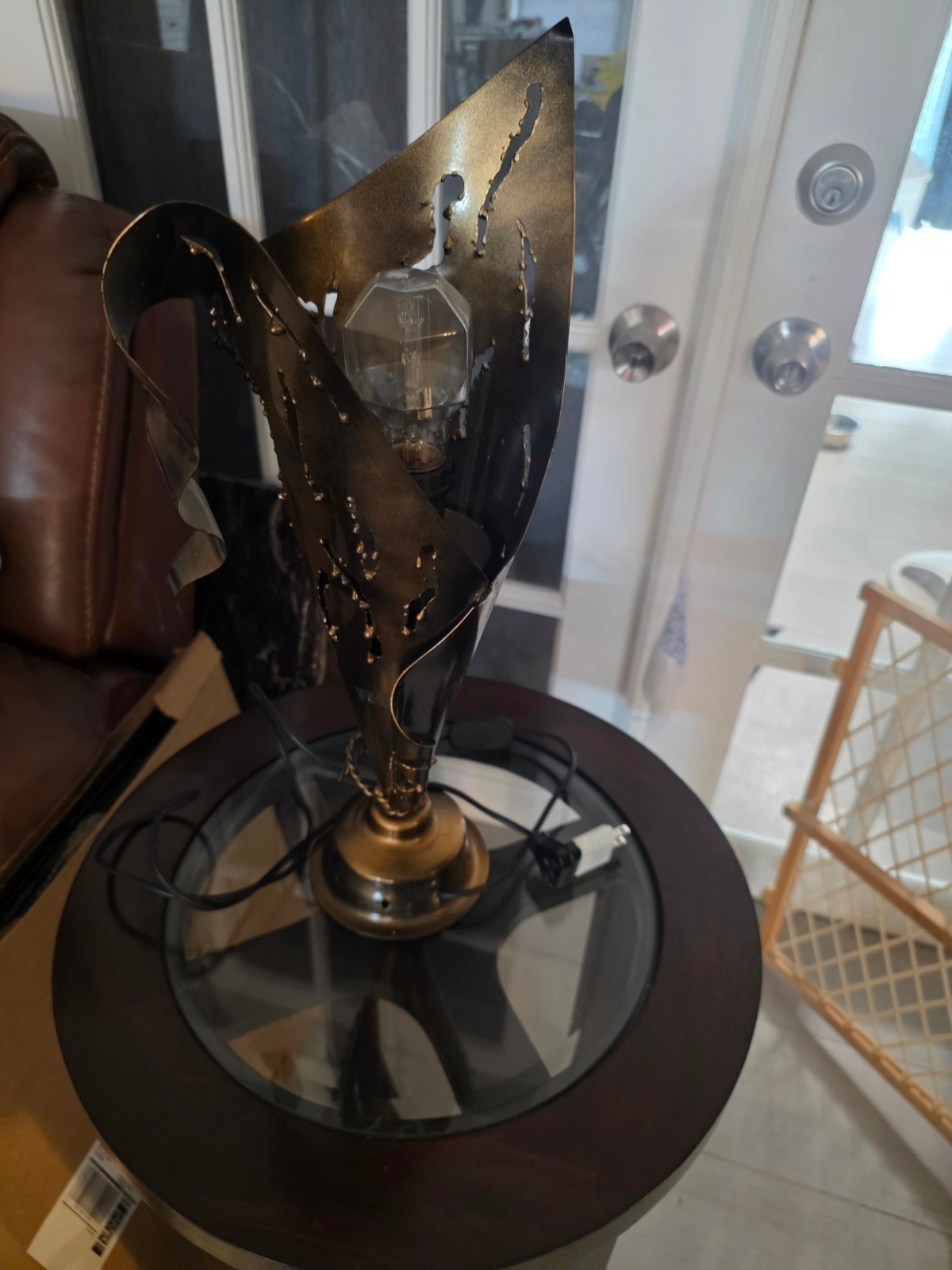 Vintage Mid Century Modern Brutalist Table Lamp Sculptural Leaf Gold Tested