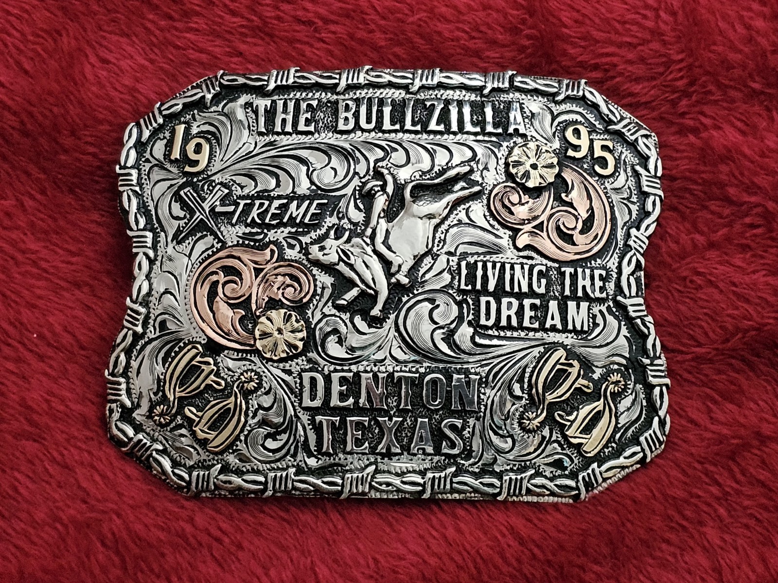 BULL RIDING Rodeo Champion☆1979☆X~TREME☆TROPHY BUCKLE☆DENTON TEXAS☆356