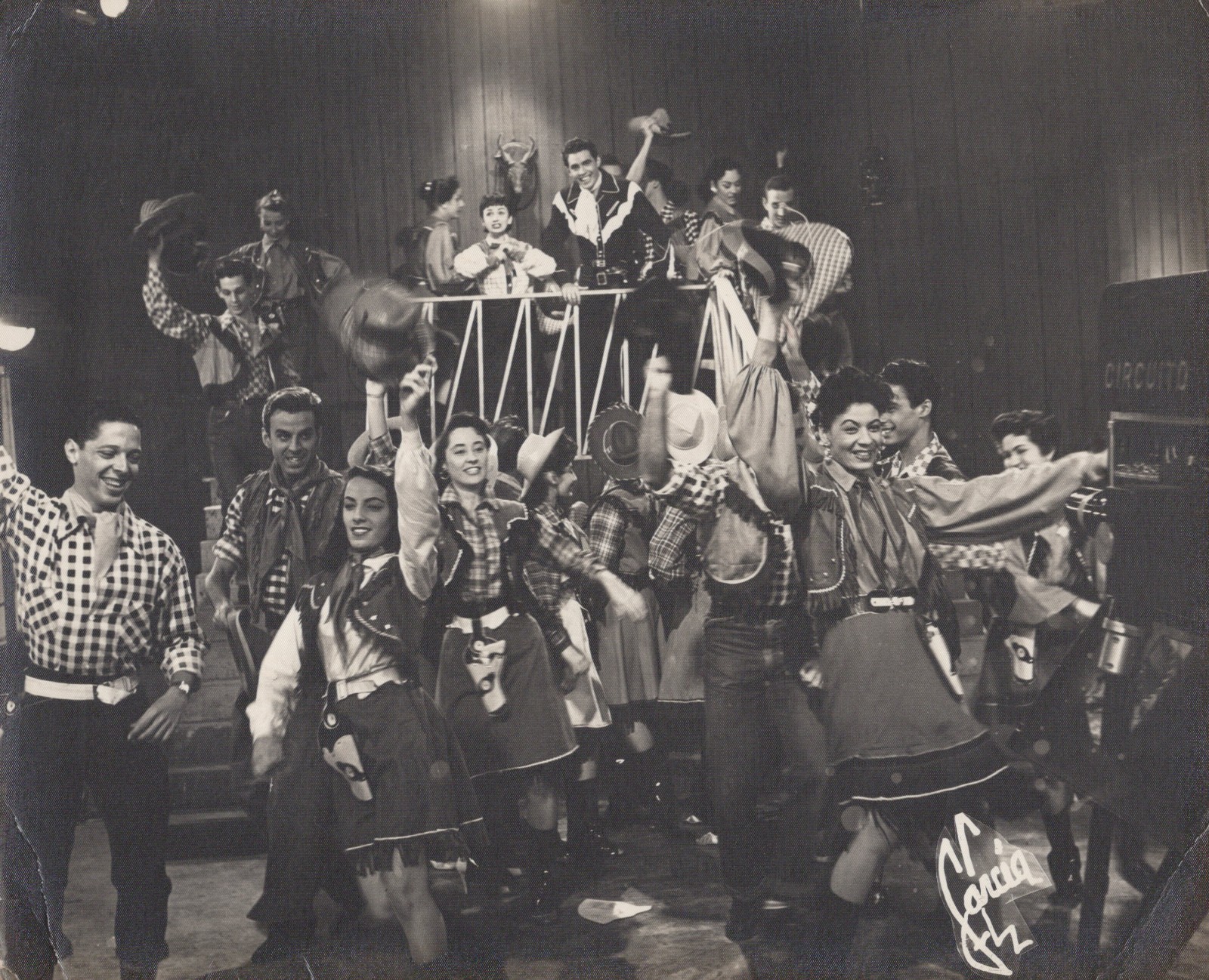 VINTAGE CUBAN TV DANCERS MARIA VALDES MANOLO TORRES CUBA 1950s Photo Y 477