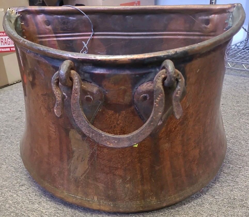 Vintage Hammered Copper Pot Planter Jardiniere w Iron Handles Rustic Decor
