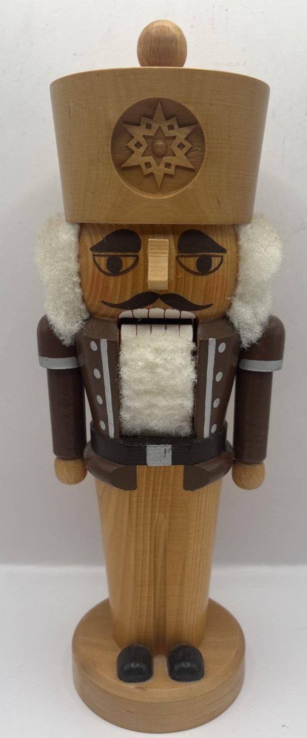 Vintage Erzgebirgische Volkskunst German Nutcracker Natural King Wood Figure