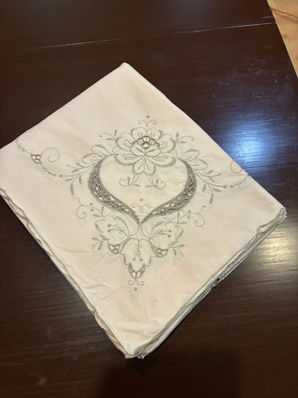 Vintage Genuine Madeira hand Embroidered Linen Banquet Tablecloth 96x64 In