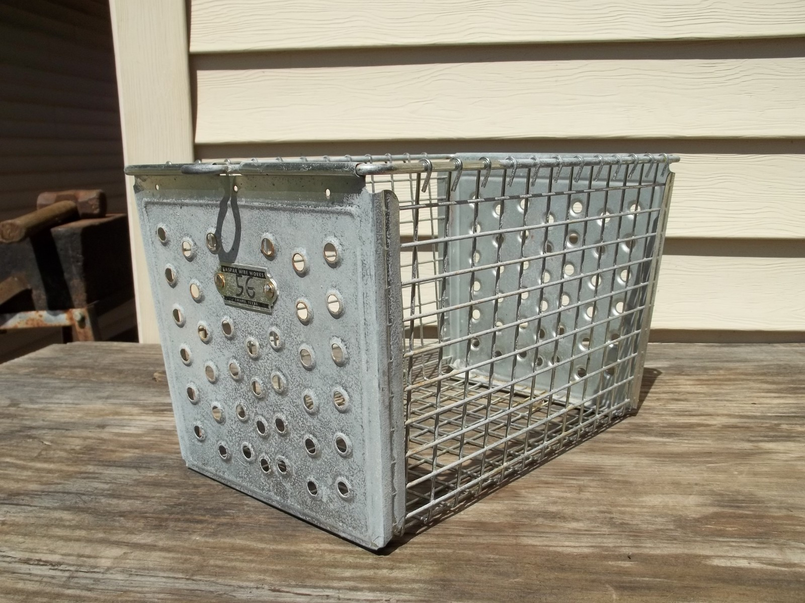 Vintage Kaspar Wire Works Locker Room Pool Gym Basket  13 X 9 X 8 Storage FREE