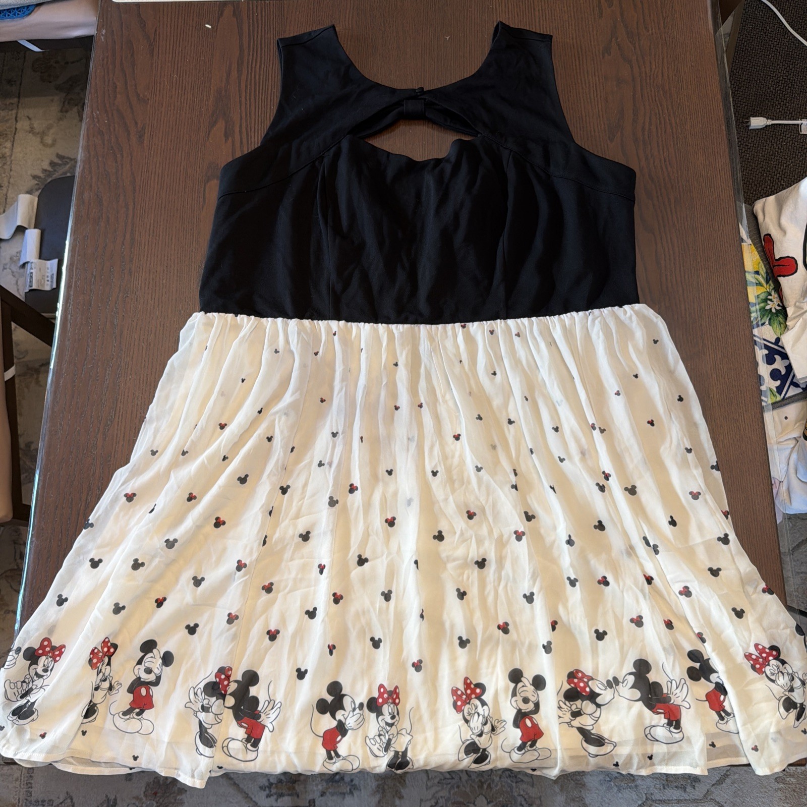 Disney Torrid Minnie & Mickey A Line Black and White Dress Size 22 NWT