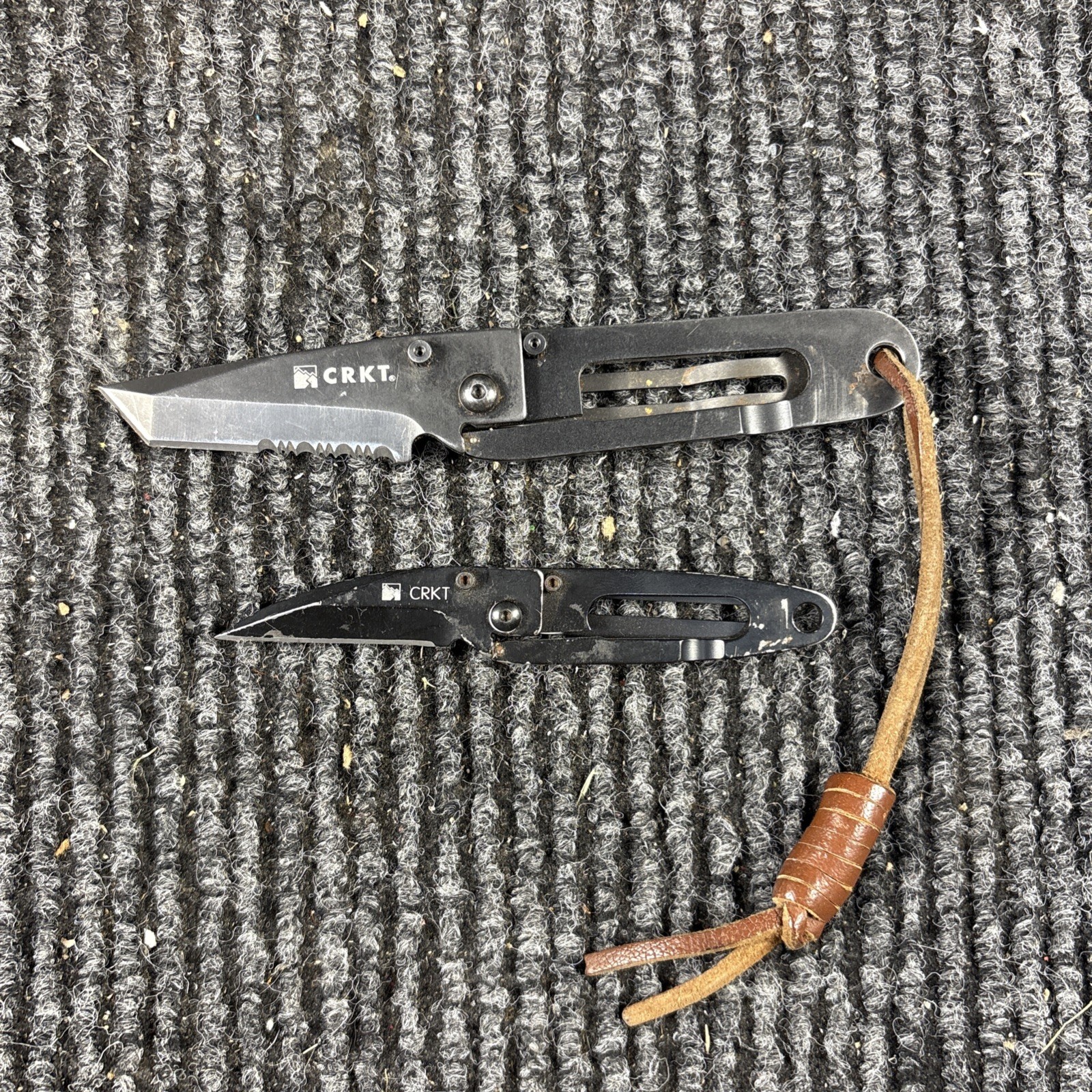Lot of 2 CRKT 5510K K.I.S.S. and P.E.C.K. 5520K Pocket Knife - BLACK - (346)