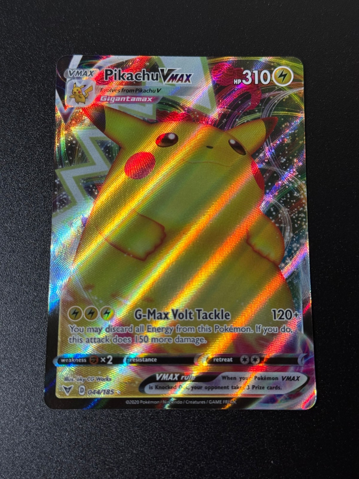 Pokemon TCG Pikachu VMAX 044/185 Vivid Voltage