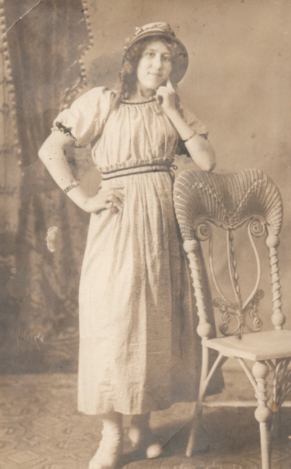 RPPC Woman Posing for her Portrait C 1905 Postcard Divided Back Unposted