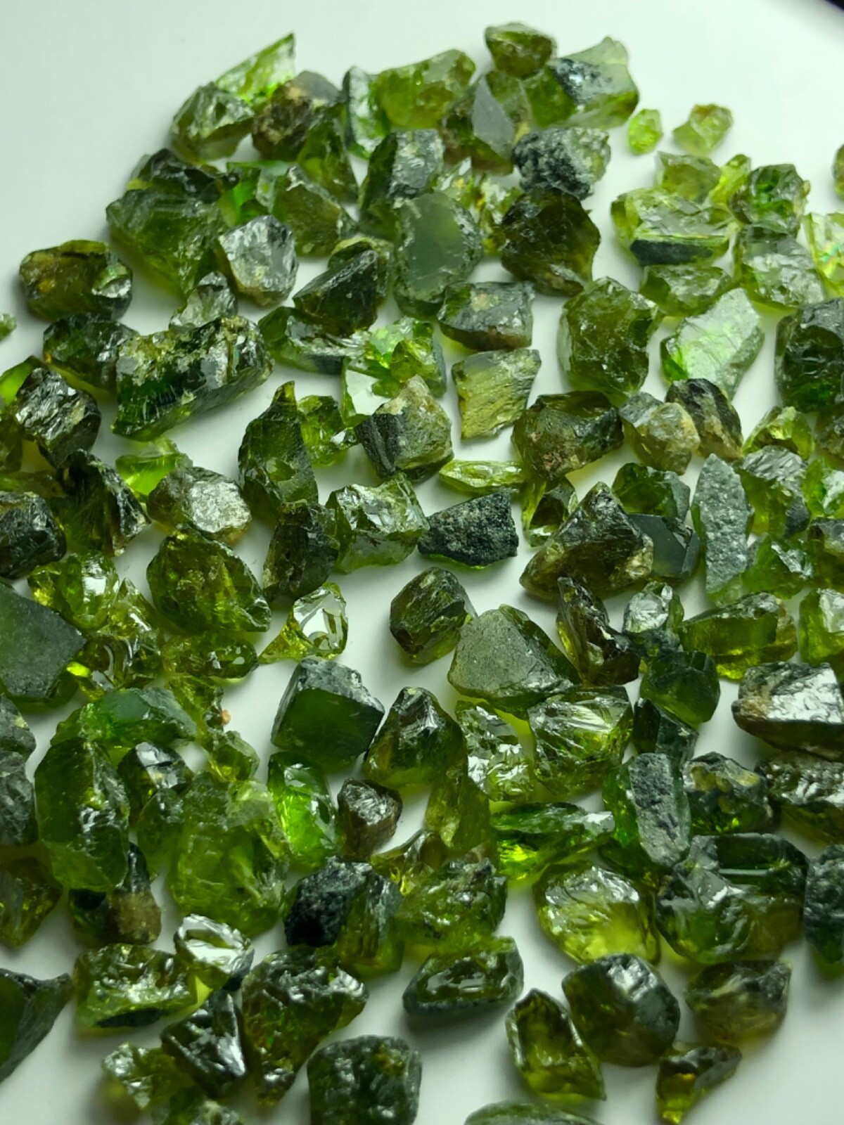 155Carat Top Quality Rough Glittering Green Sphene Facet Grade Quality @Madagaga