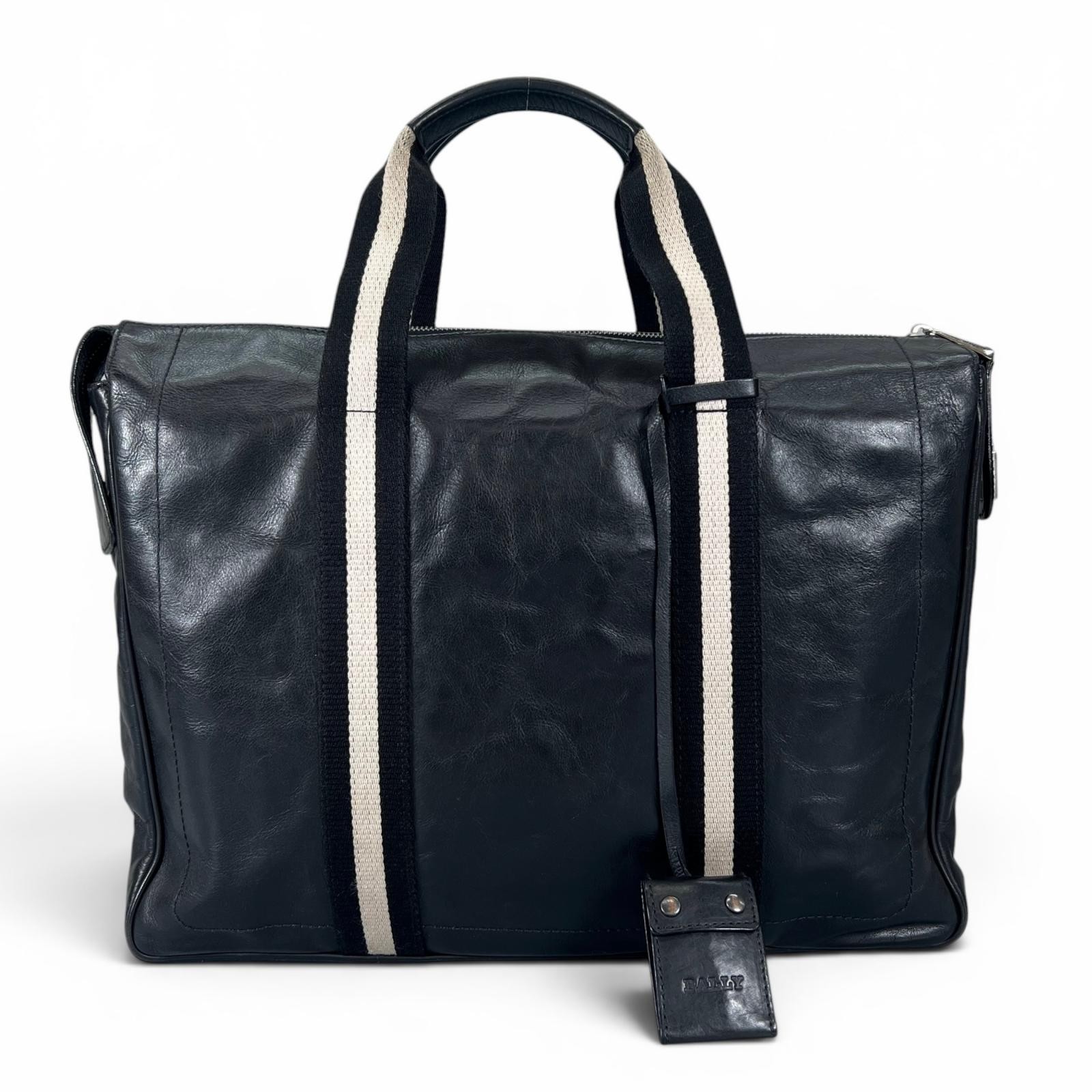 BALLY TAPRUS Leather Briefcase Black 30cm x 39cm Used Excellent (Ages 14+)