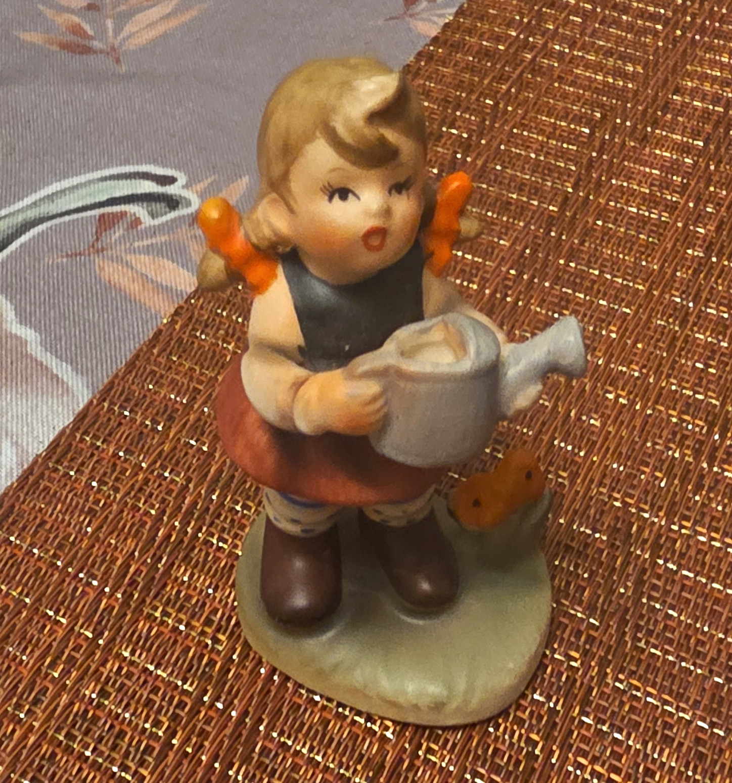 Napco Ware Girl Figurine w/ Watering Can C-8812 Ceramic Hand Painted 1950s
