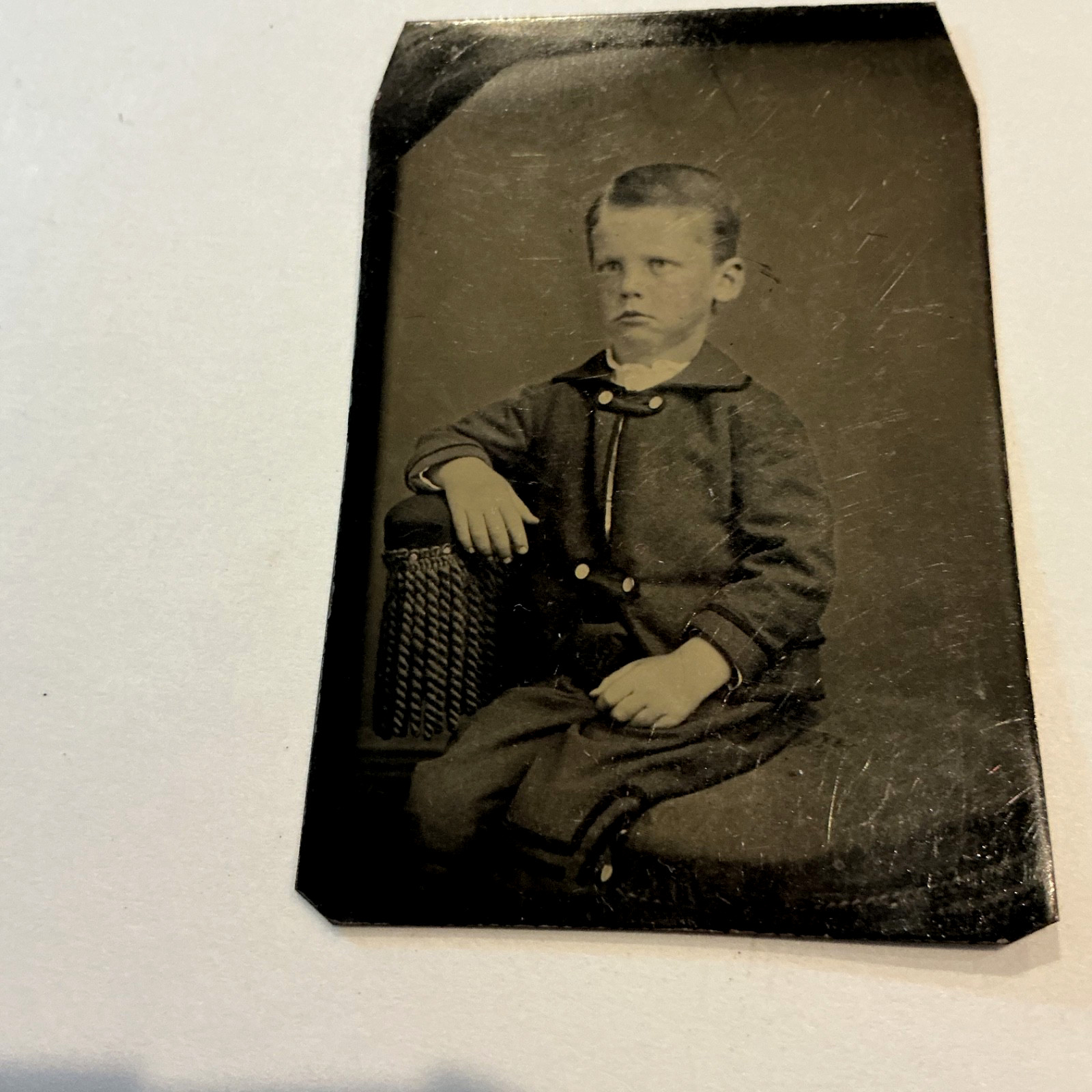 ANTIQUE TINTYPE A HANDSOME YOUNG BOY WELL DRESSED
