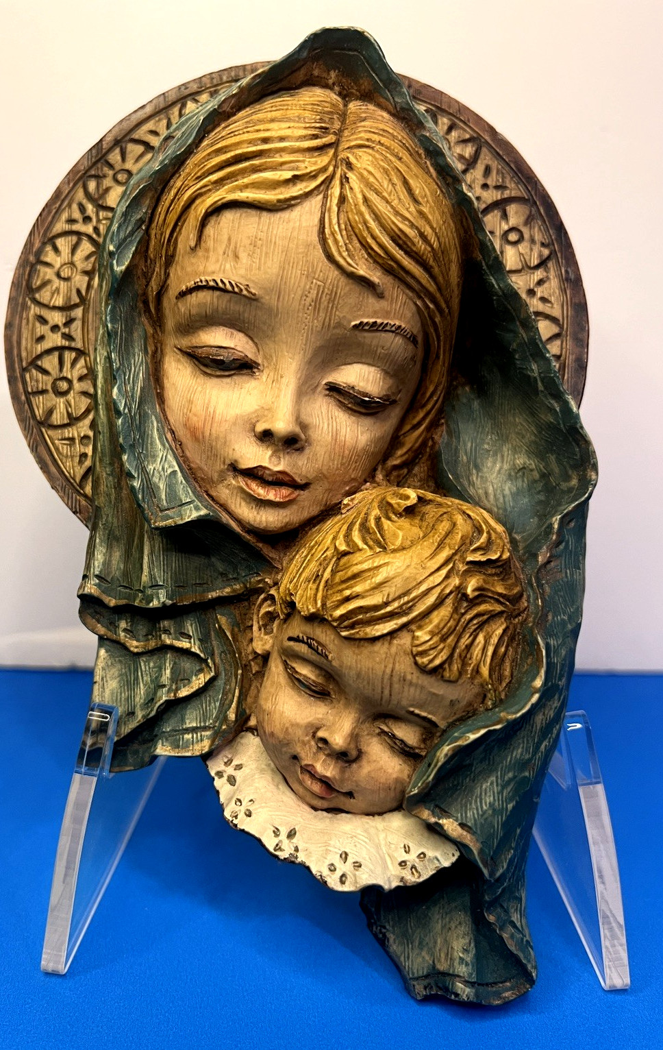 Vintage Virgin Mary & Baby Jesus Resin Wall Plaque Madonna Child Italy 3D Relief
