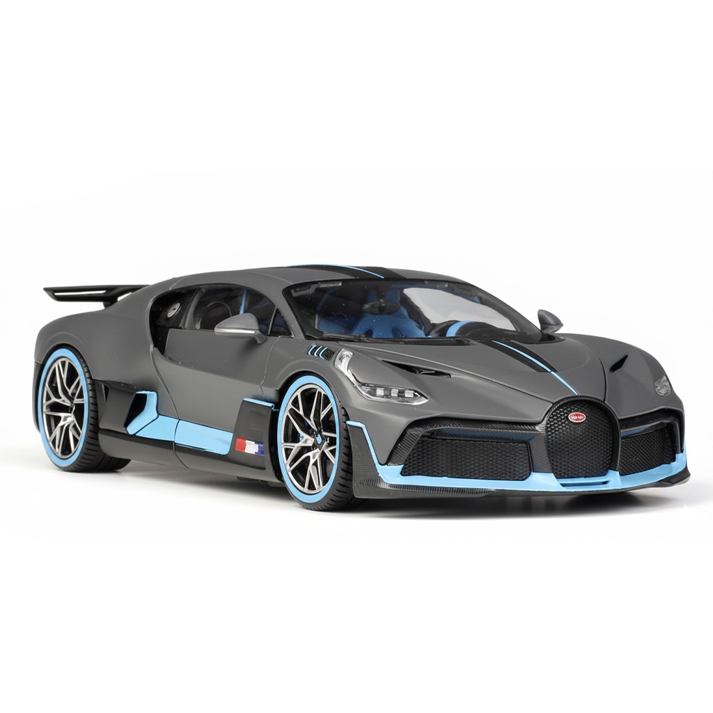 1:18 Bugatti Divo Track-Focused Hypercar Alloy Car Model Diecast Collectible