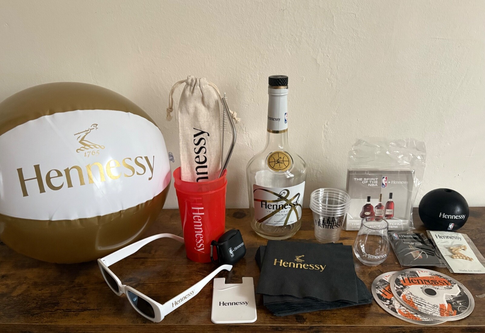NBA x Hennessy Collectors Gift Box *RARE*
