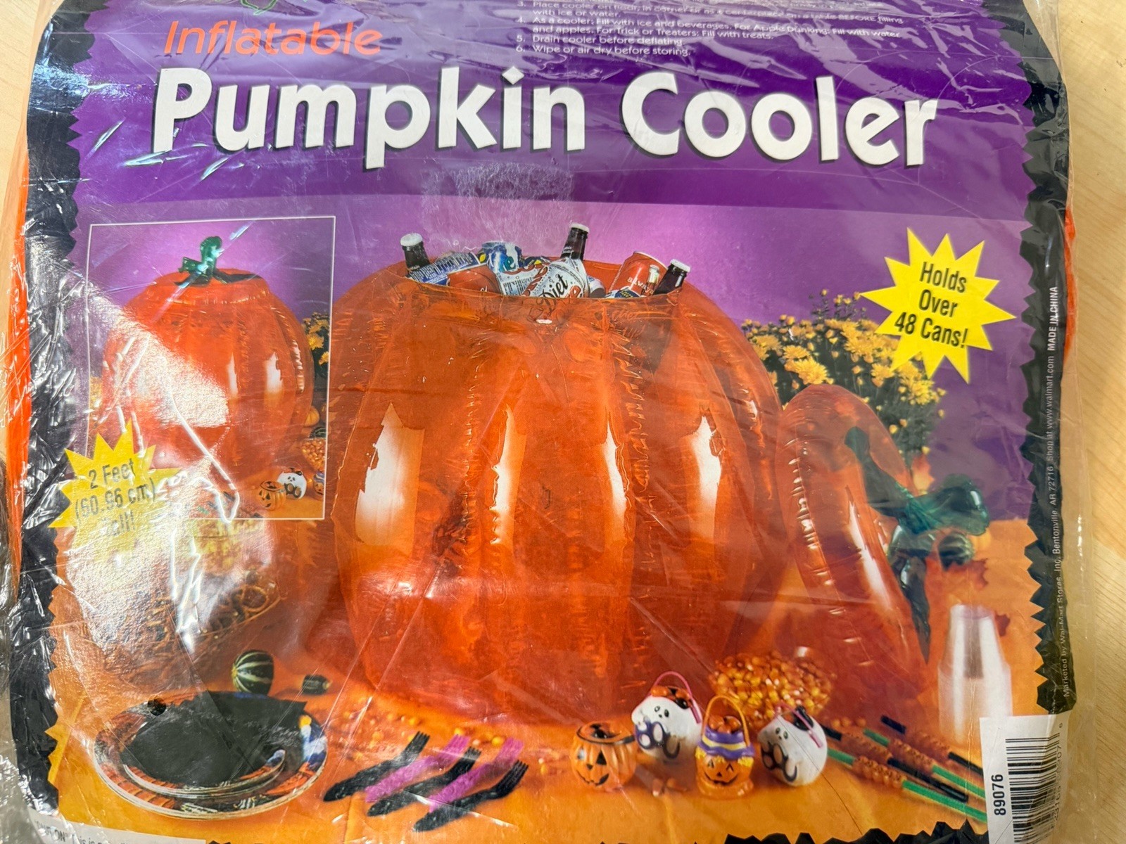 Fun World Inflatable Pumpkin Cooler w/ Inflatable Lid 2Ft Tall Holds 48 Cans New Fun World Inflatable Pumpkin Cooler w/ Inflatable Lid 2Ft Tall Holds 48 Cans New