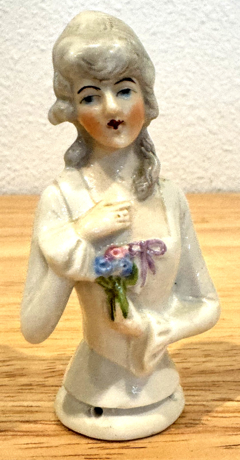 Vintage Victorian Girl Woman Porcelain 4\