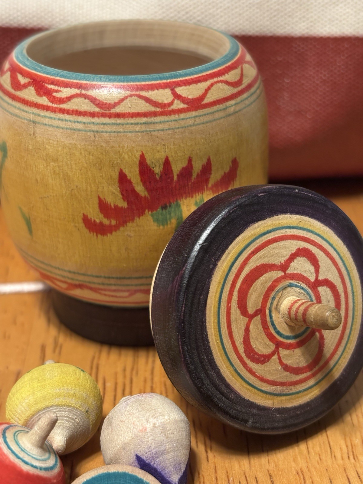 Vintage Japanese Wooden Spinning Top Set – Hand-Painted Folk Toy