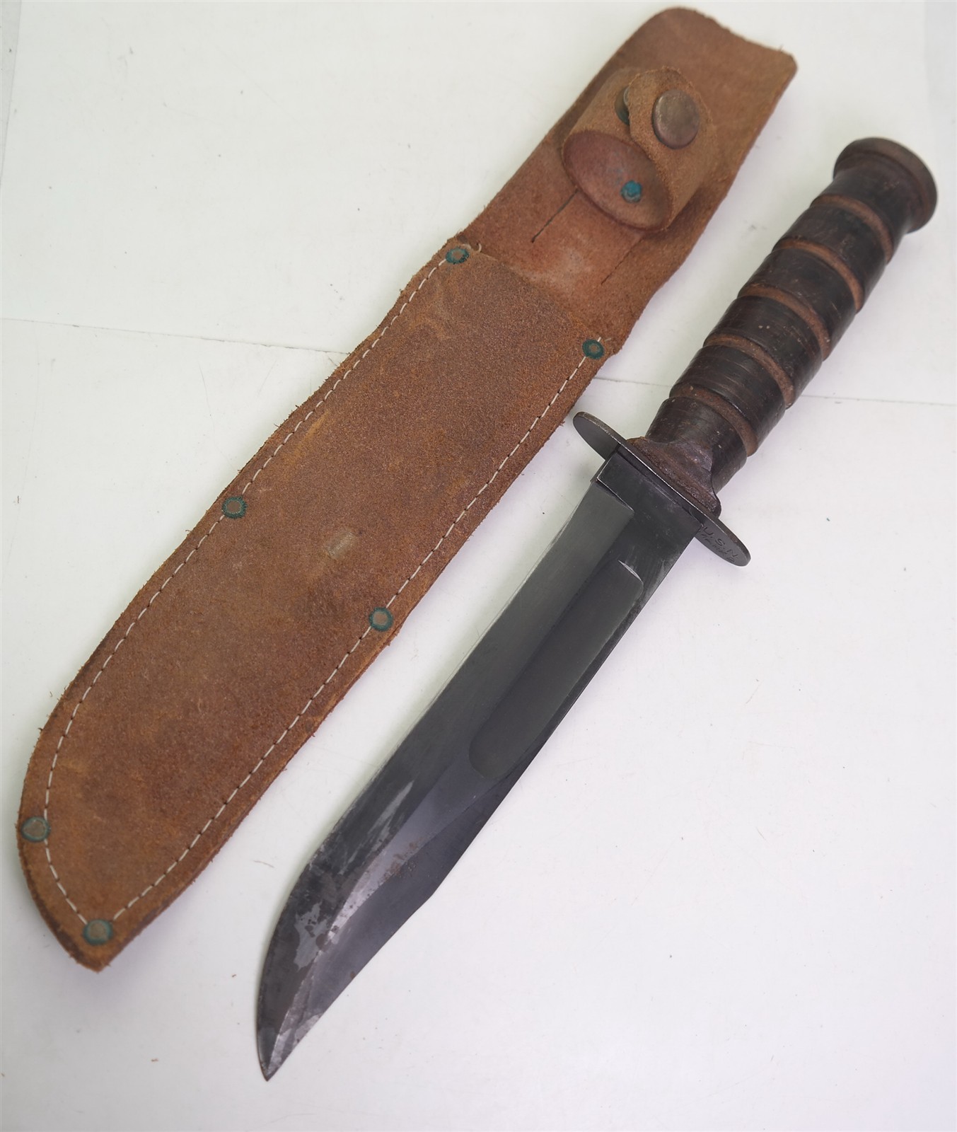 Vtg WWII U.S.N. Navy Mark 2 Combat Knife W/ Sheath Camillus NY Guard marked