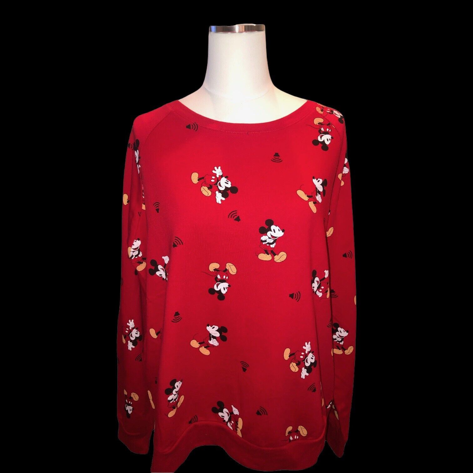 Disney Mickey Mouse Women's Sweatshirt 1x Plus new without tags
