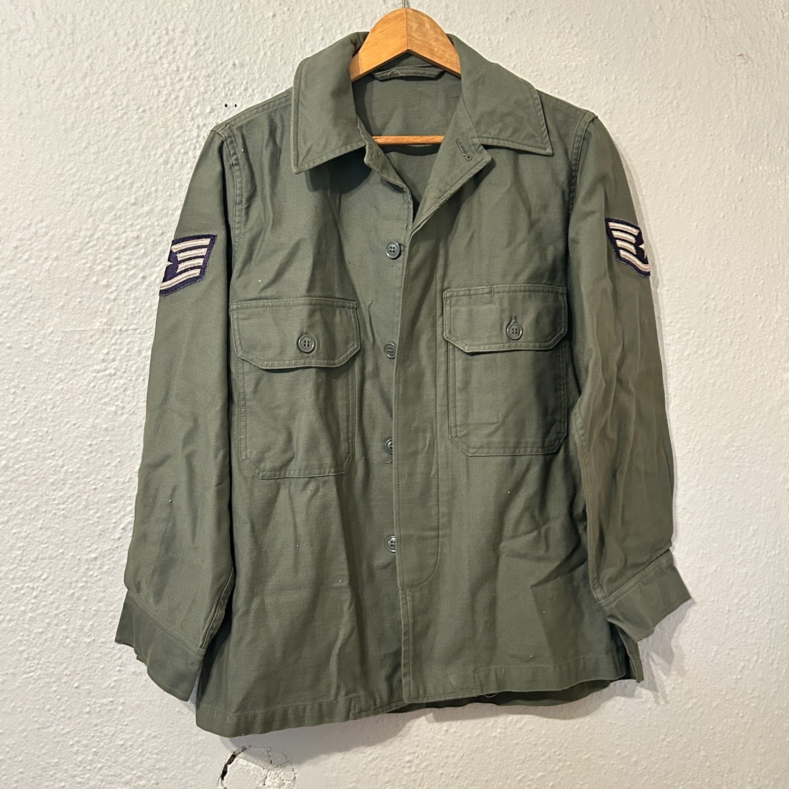 Vintage 60\'s US Air Force Sage Green Cotton Utility Shirt Military Army Sergeant