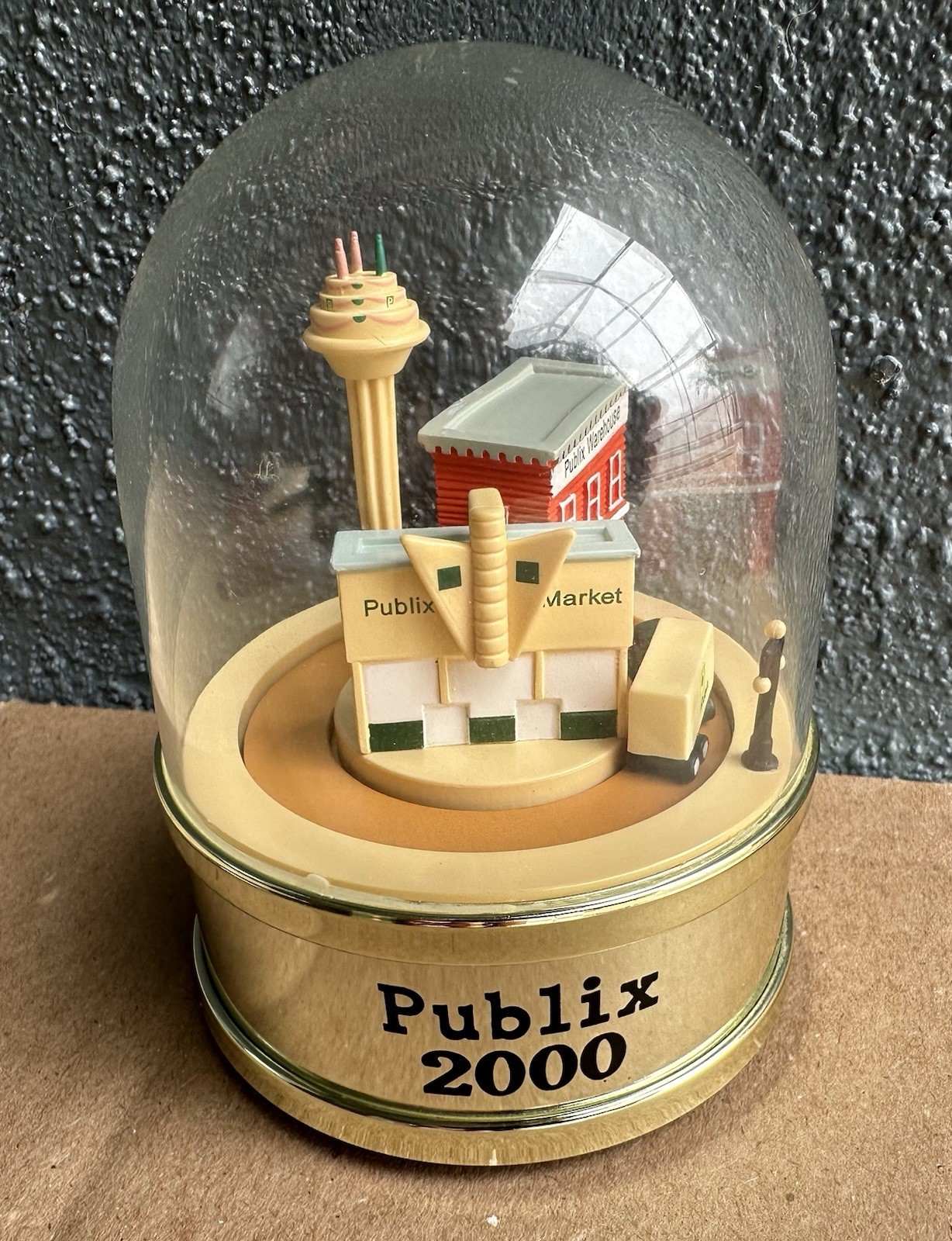 Publix Warehouse 2000 Christmas Globe Fully Working Vintage