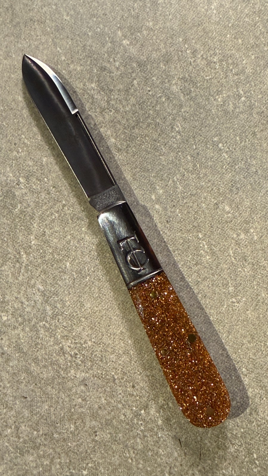Great Eastern Cutlery #15 TC Barlow Glitter Gold Acrylic GEC 152121 Great Eastern Cutlery #15 TC Barlow Glitter Gold Acrylic GEC 152121