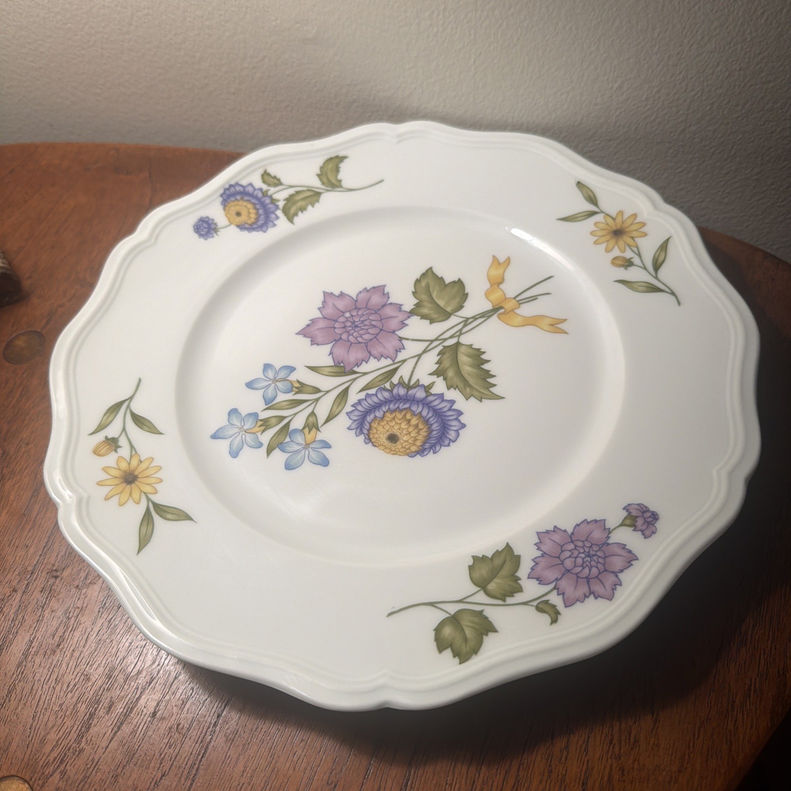 Ceralene Fleur De Printemps France/Limoges 10 7/8”Dinner Plate