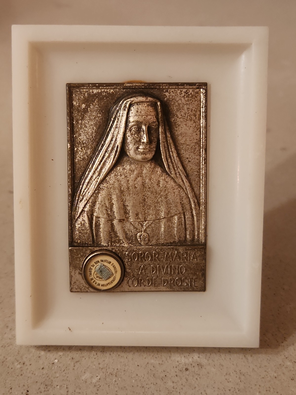 RARE Vtg Italian Desktop Reliquary Plaque Blessed Mary of the Divine Heart Relic