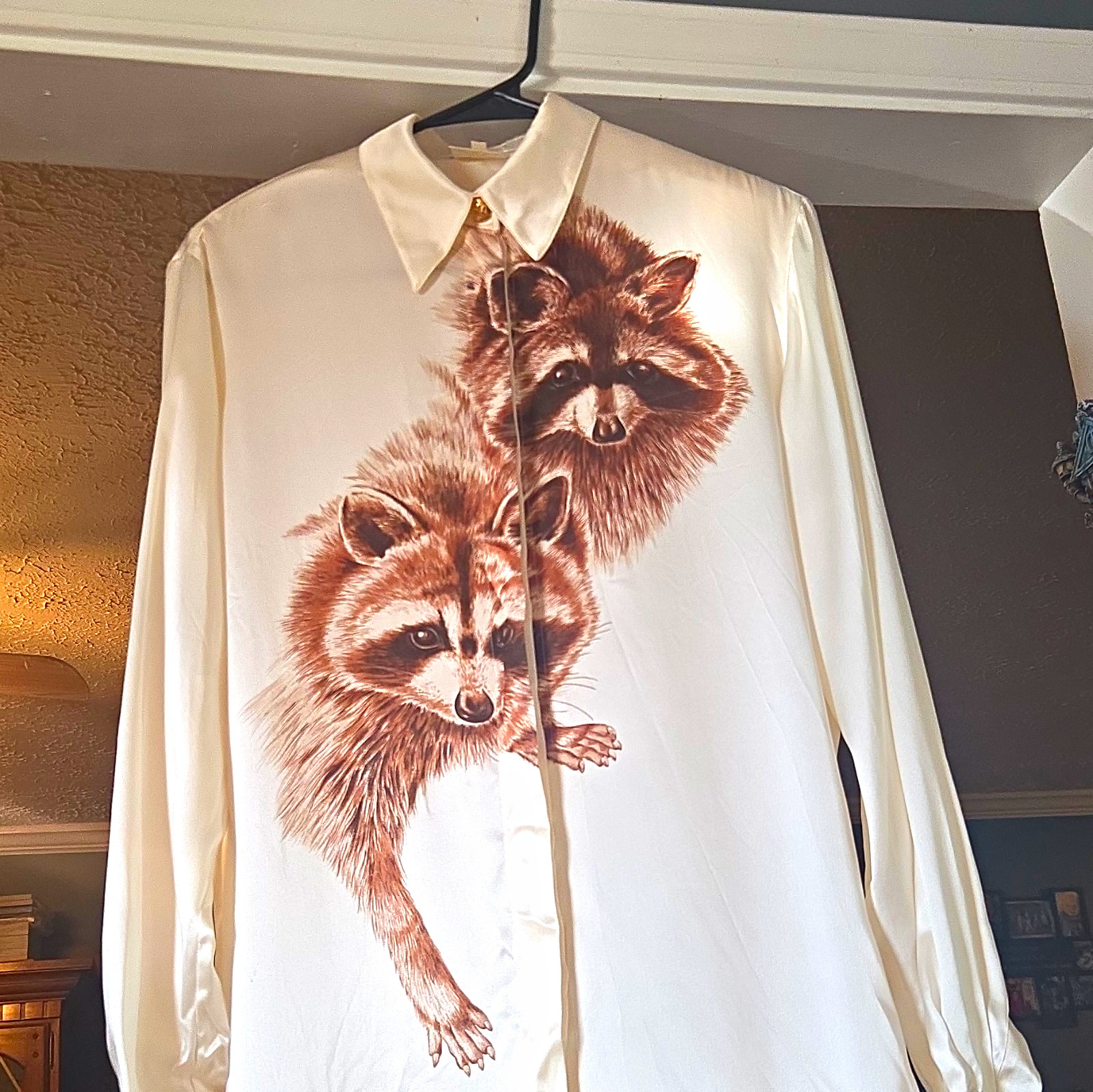 Escada Ivory Silk Satin Raccoon Animal Print Button-Up Blouse Women’s 34