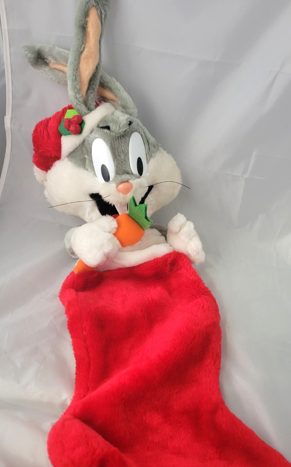 VINTAGE 1992 Bugs Bunny Plush Christmas Stocking 30\