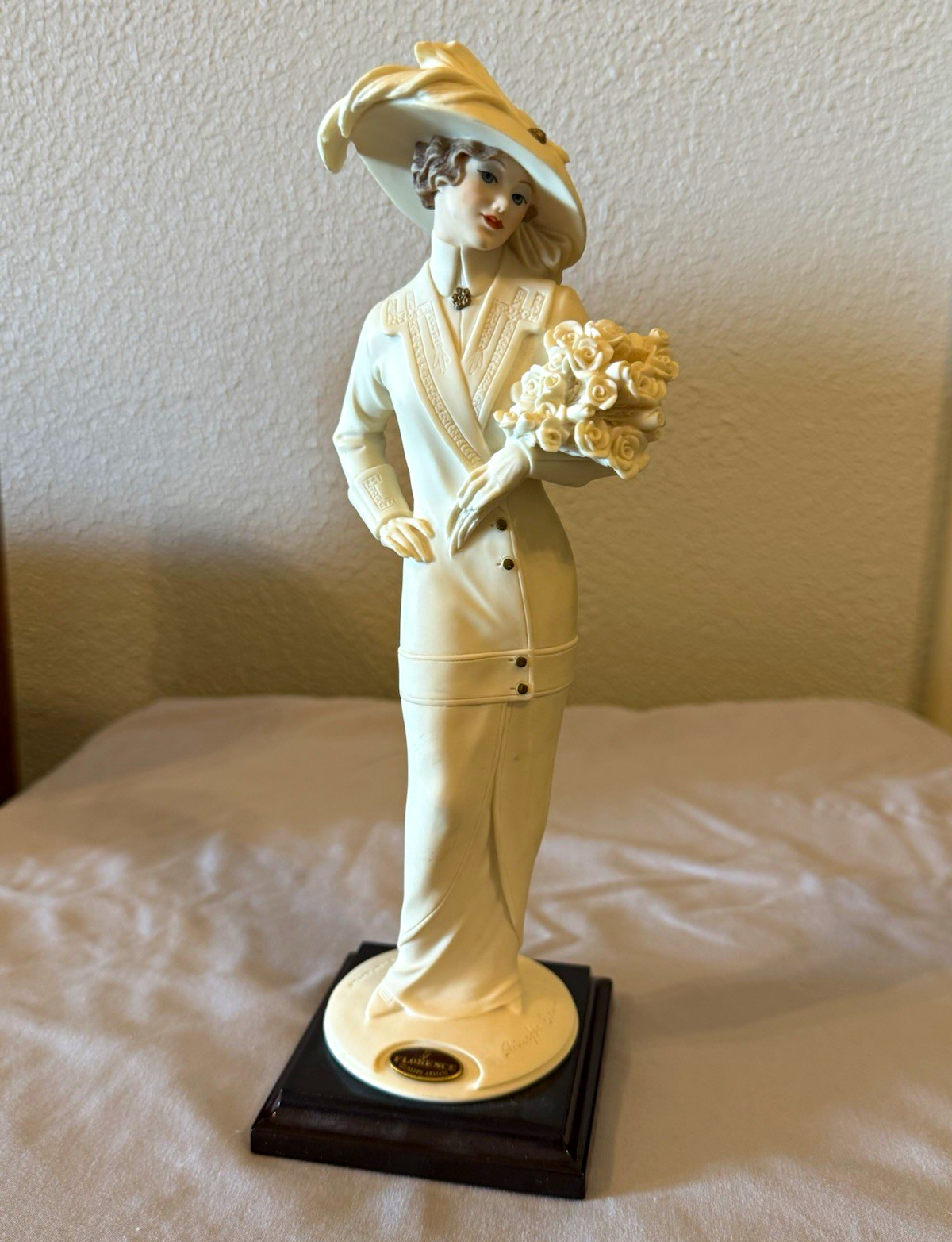 Florence by Giuseppe Armani Raquel Porcelain Figurine Signed Hand Painted 13 Florence by Giuseppe Armani Raquel Porcelain Figurine Signed Hand Painted 13