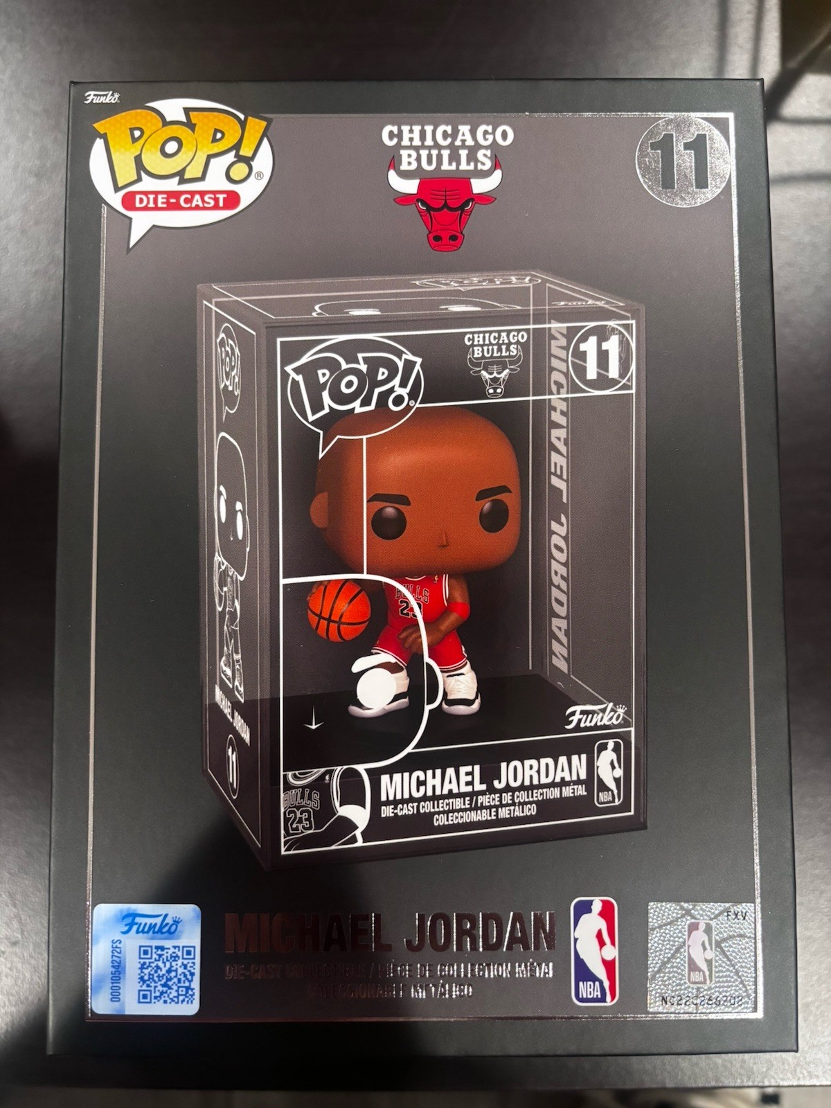 Funko Pop Cave MICHAEL JORDAN Die Cast CHASE Limited Edition