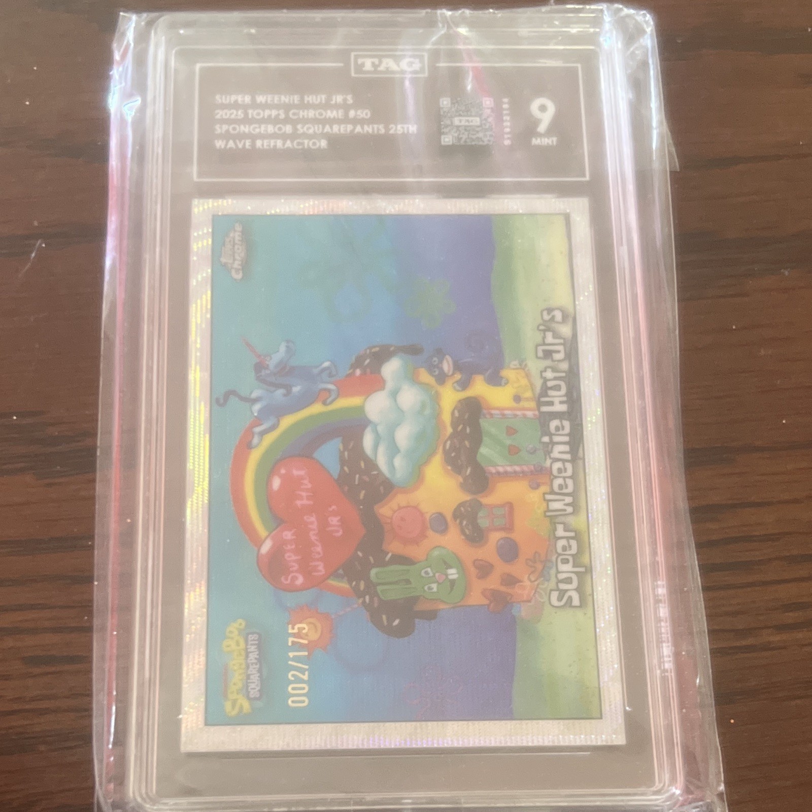 Topps 2025 Chrome SpongeBob 25th #50 Super Weenie Hut Jr\'s Wave 002/175 TAG 9 Topps 2025 Chrome SpongeBob 25th #50 Super Weenie Hut Jr\'s Wave 002/175 TAG 9