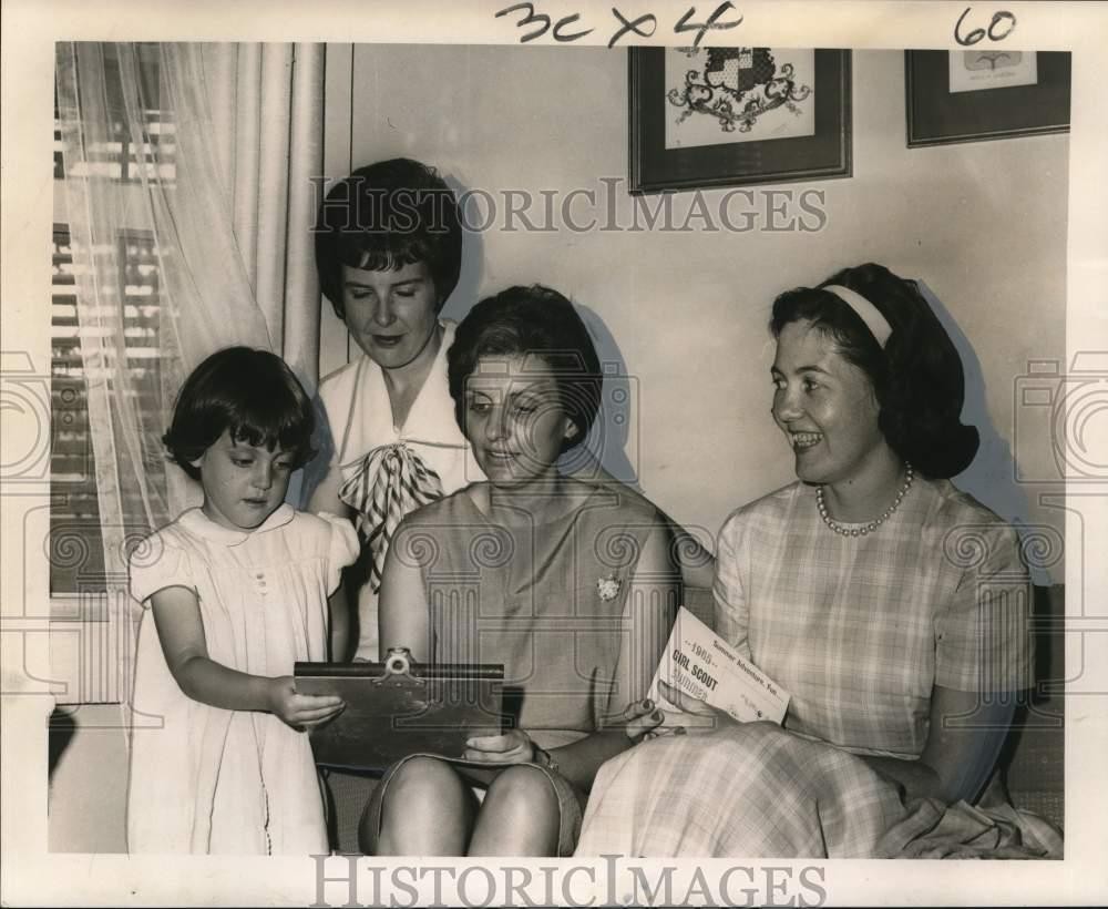 1965 Press Photo Miss Thomas J. Tomeny, company, plan Delta Tau Delta benefit