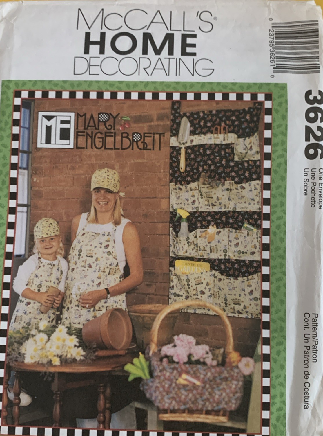 McCall's 3626 Hat, Apron, Organizer, Pillows, Basket Liner & Totes Uncut .