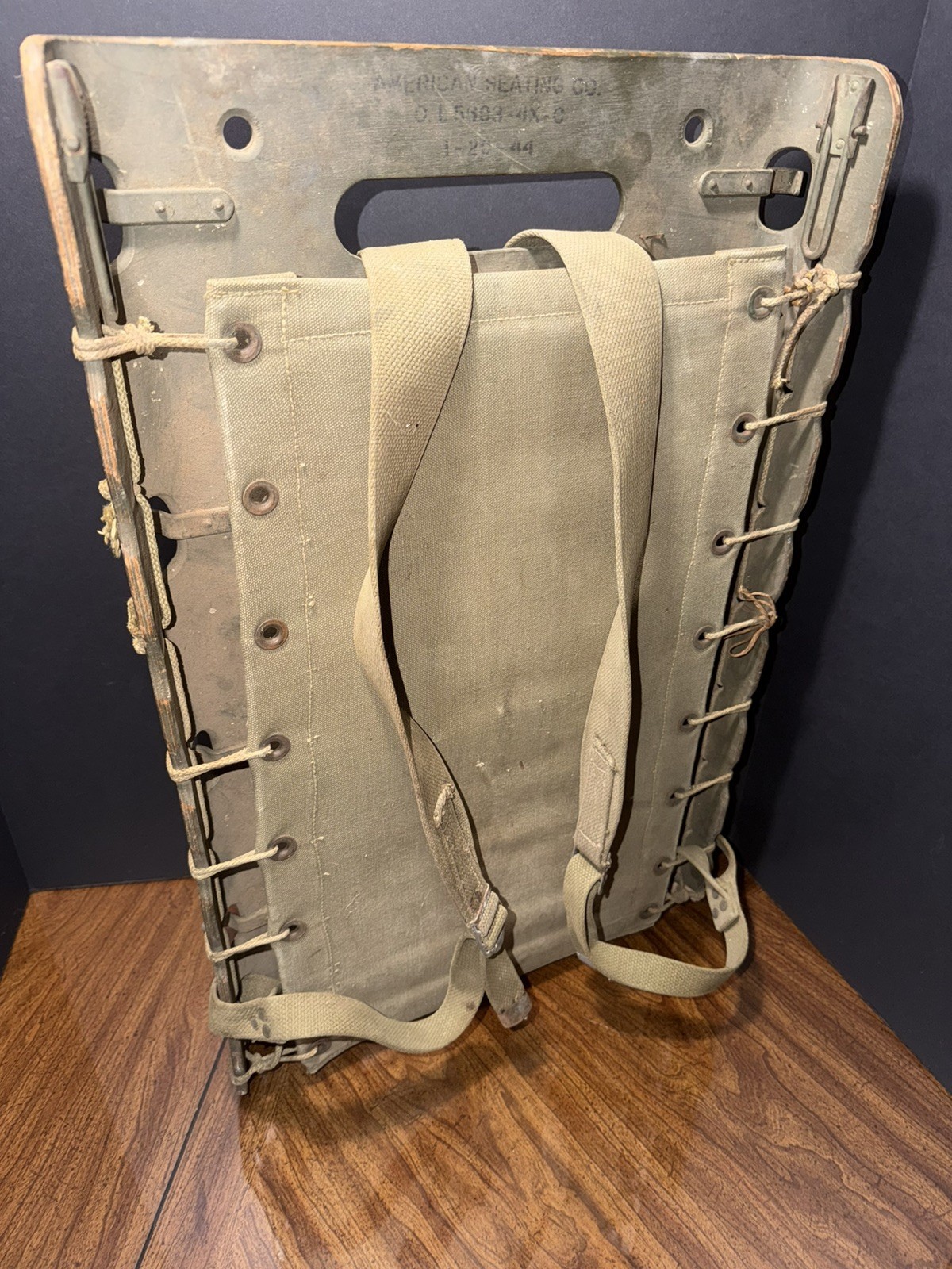 WW 2 vintage American Seating Co. Pack board