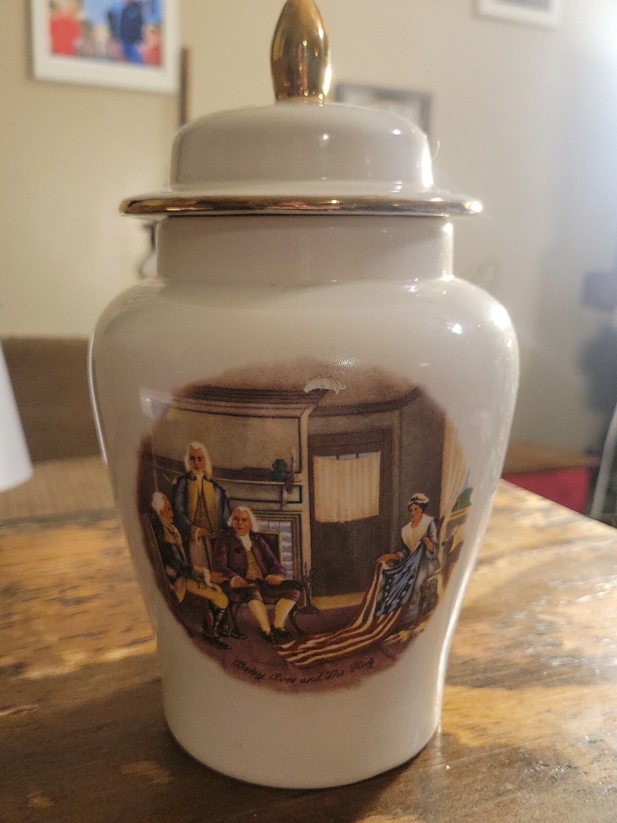 Vintage Currier & Ives Military Freedom Vase Vintage Currier & Ives Military Freedom Vase