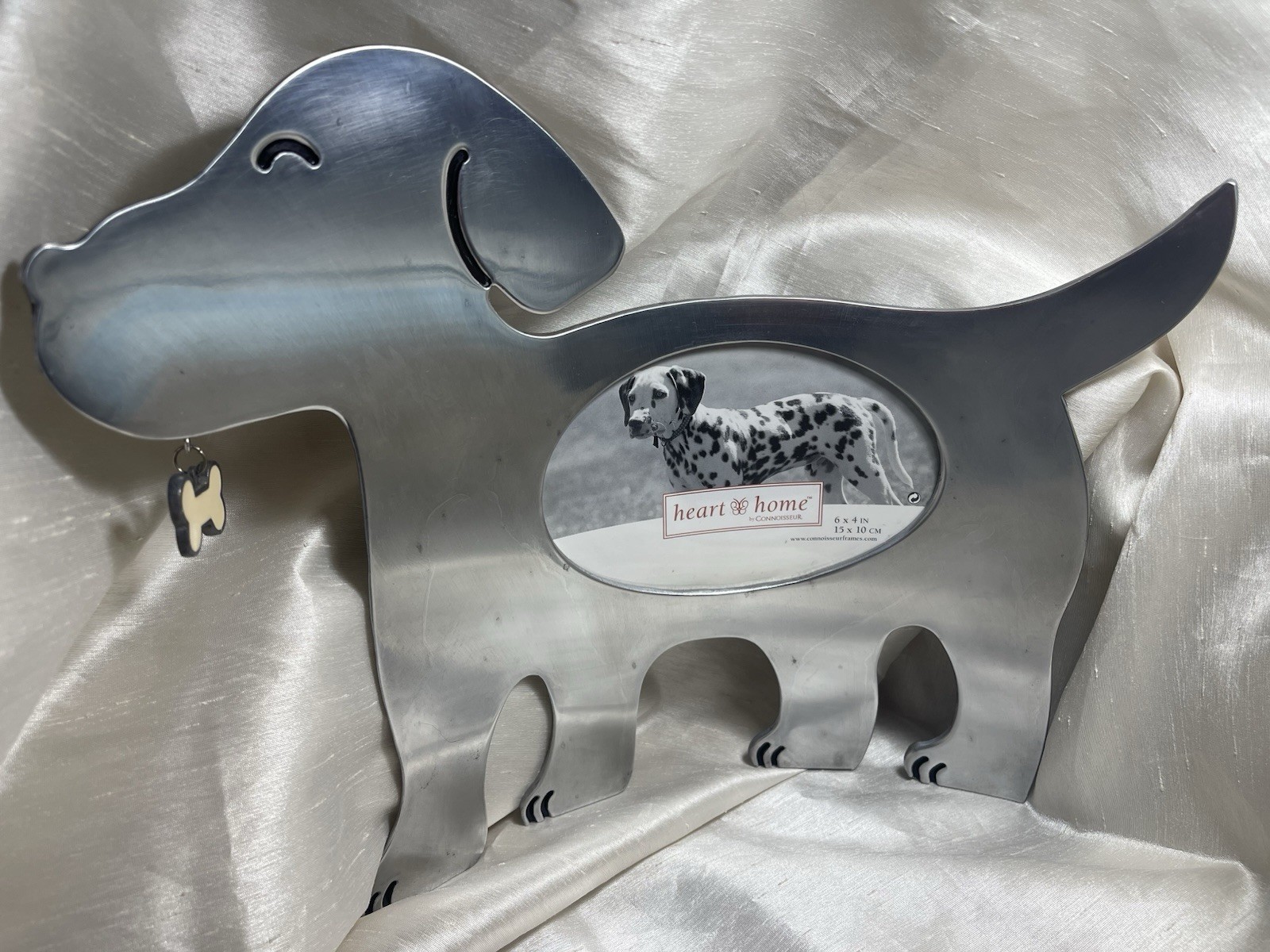 Metal Dog-Shaped Picture Frame Holder, Non-Breed Specific Dog