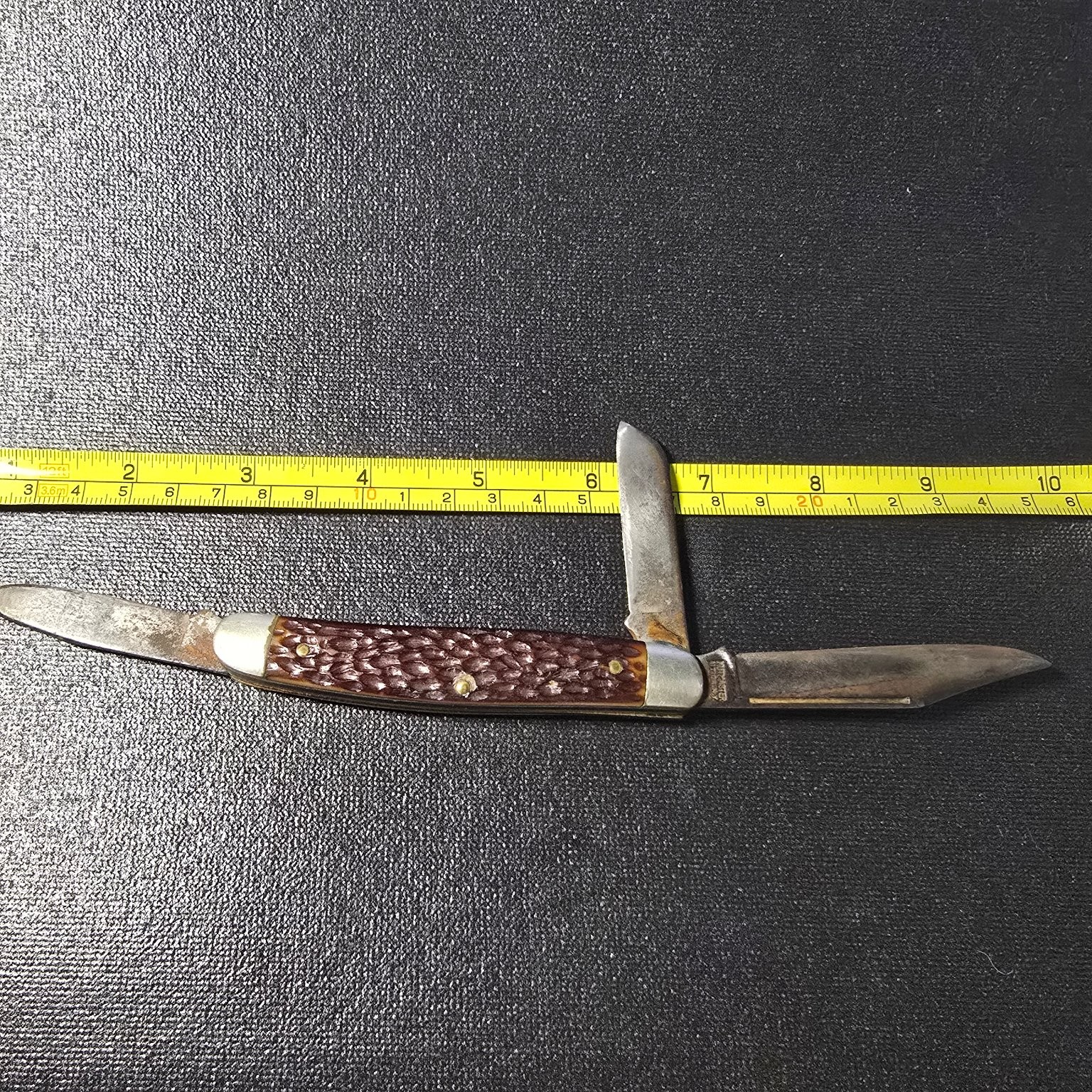 Vintage Kutmaster Utica NY USA 3-Blade Folding Pocket Knife Brown Jigged Bone