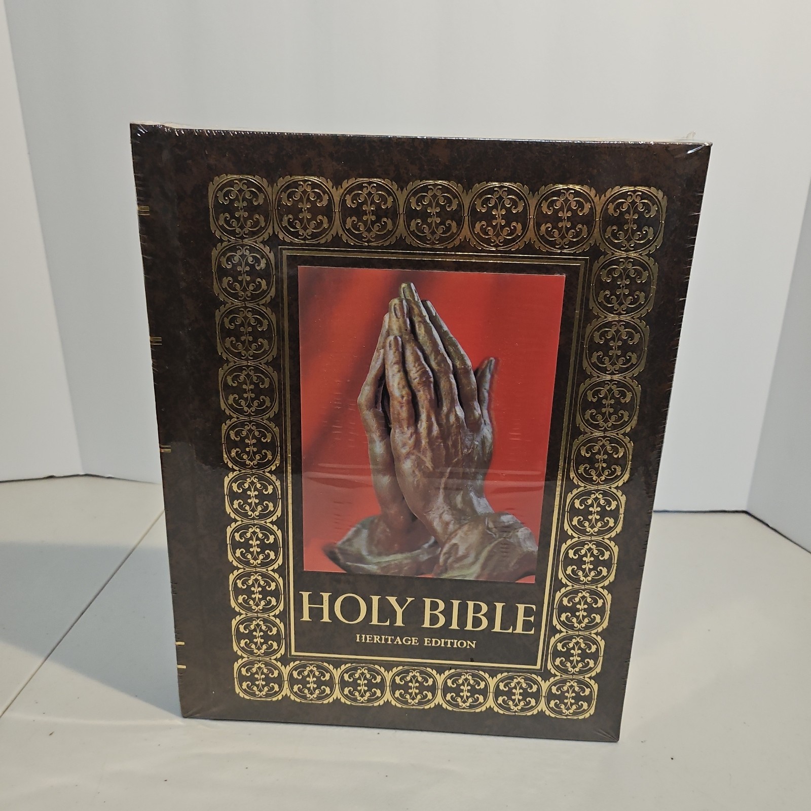 New Sealed 1977 THE HOLY BIBLE AUTHORIZED KING JAMES VERSION HERITAGE EDITION