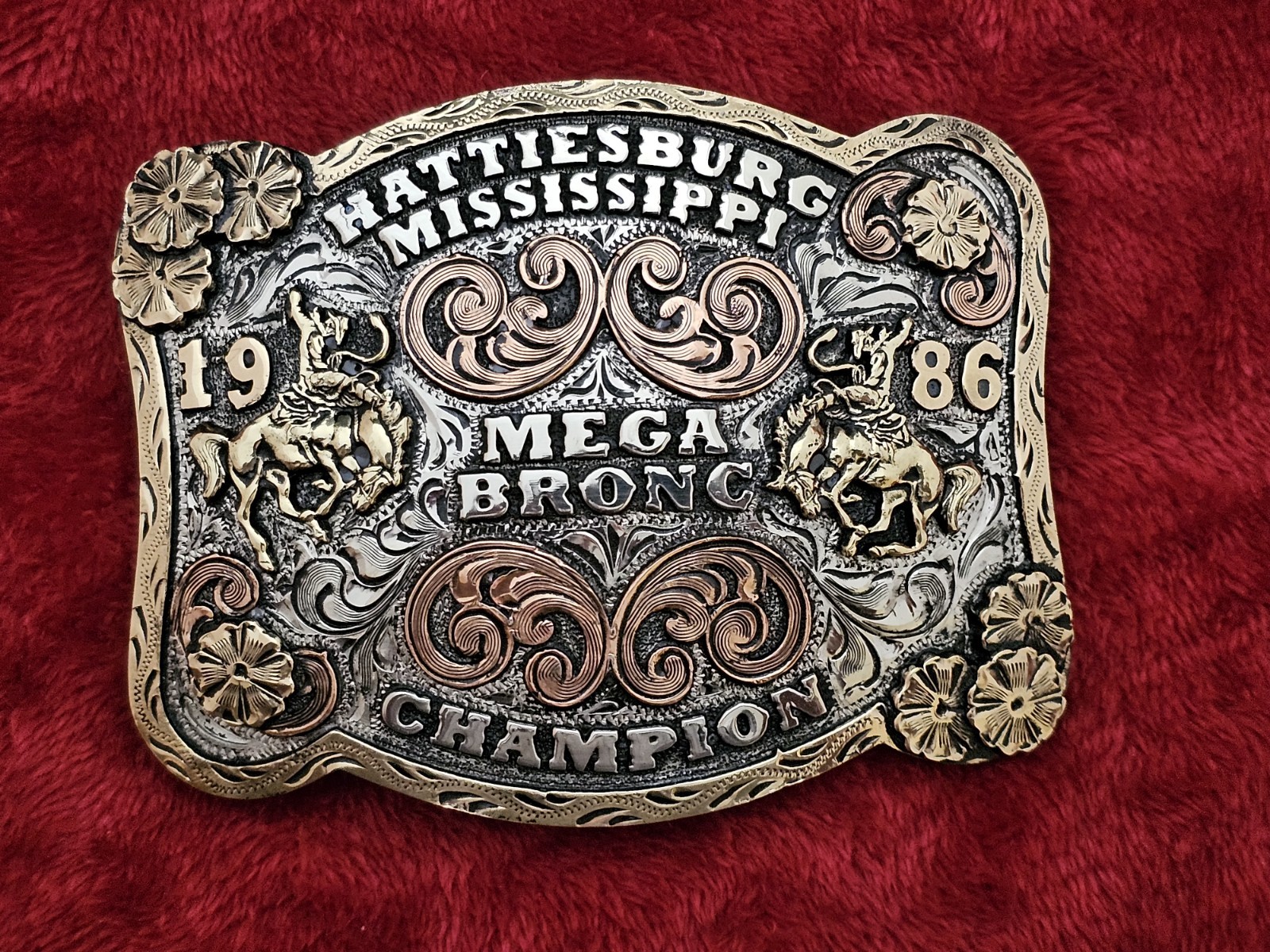 Bronc Riding Rodeo Champion☆1986☆X~TREME☆TROPHY BUCKLE☆Hattiesburg Miss☆Rare☆413