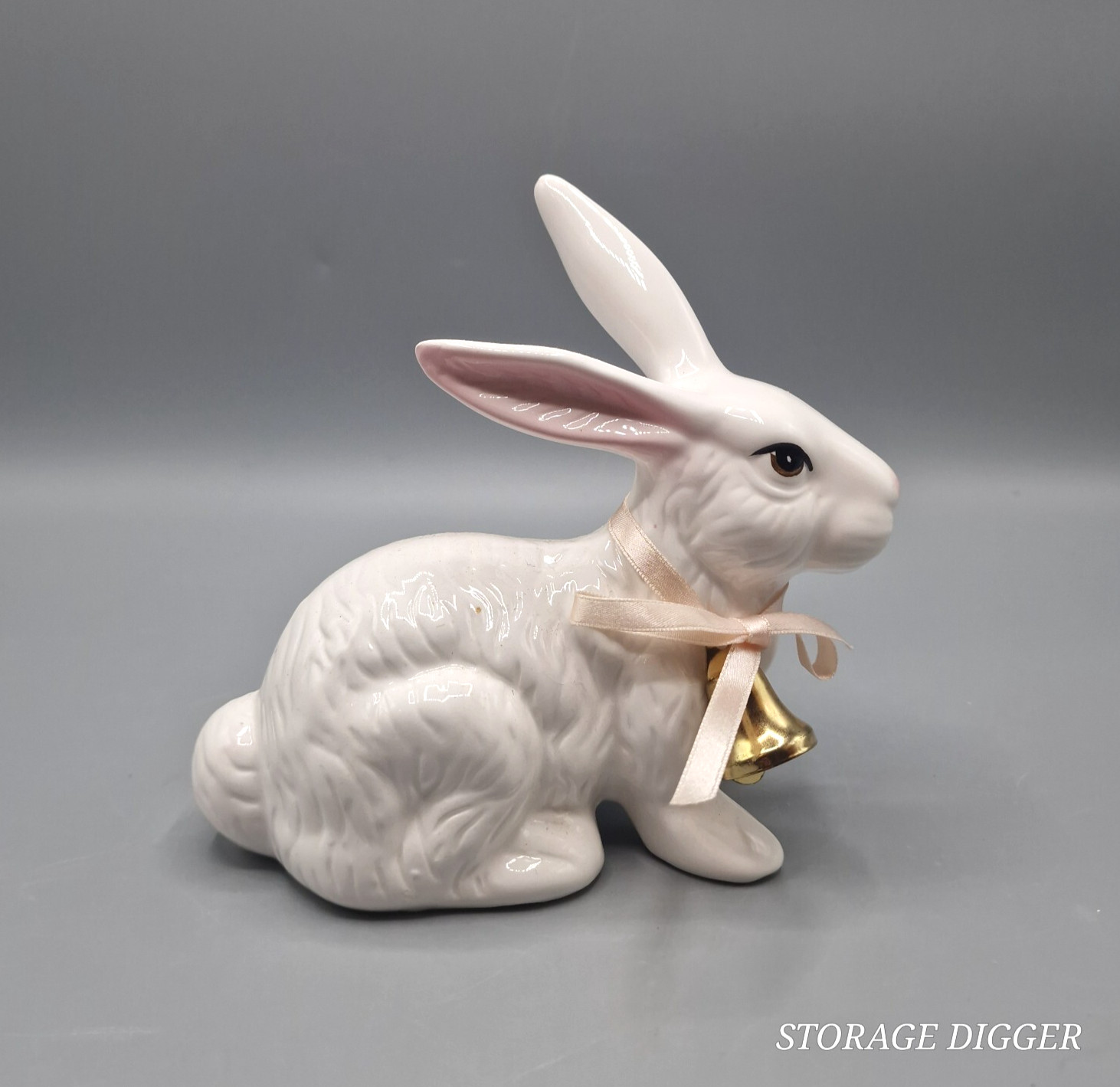 Vintage White Midwest Ceramic Rabbit Bunny Figurine Ribbon & Bell 5\