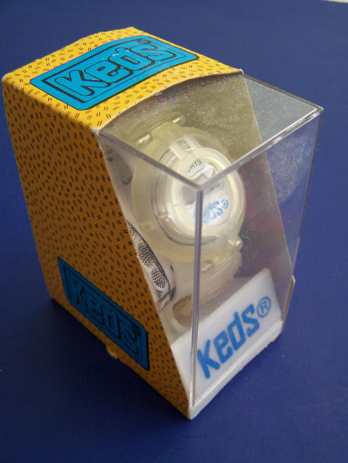 1997 COLLECTIBLE VINTAGE KEDS SPORTS SNEAKERS NOVELTY WATCH NIB w / PAPERS & BOX