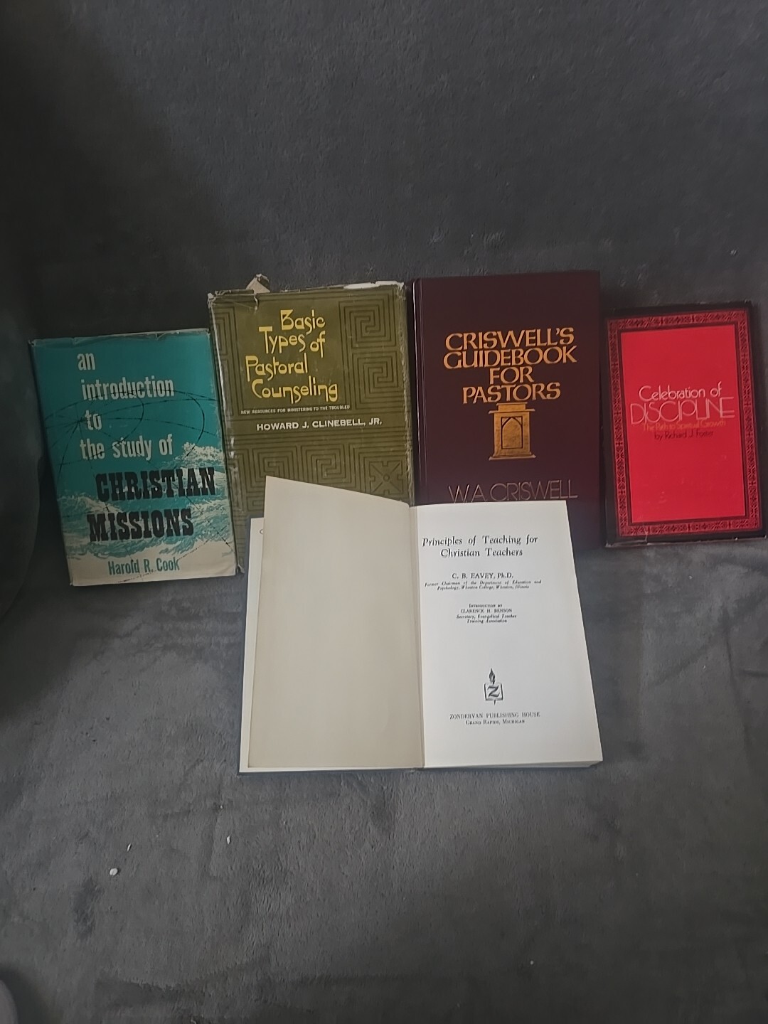 5 Books On Christian Teaching For Pastors Christian 