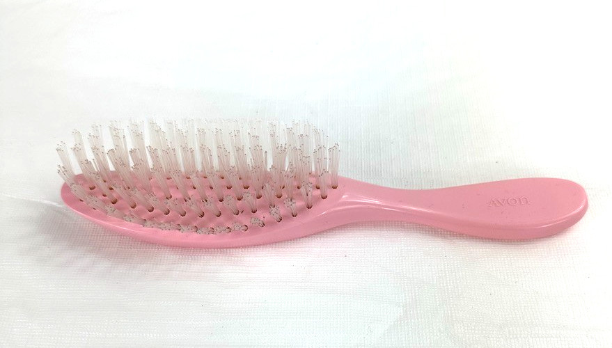 Vintage Avon Pink Flair Hair Brush 8\