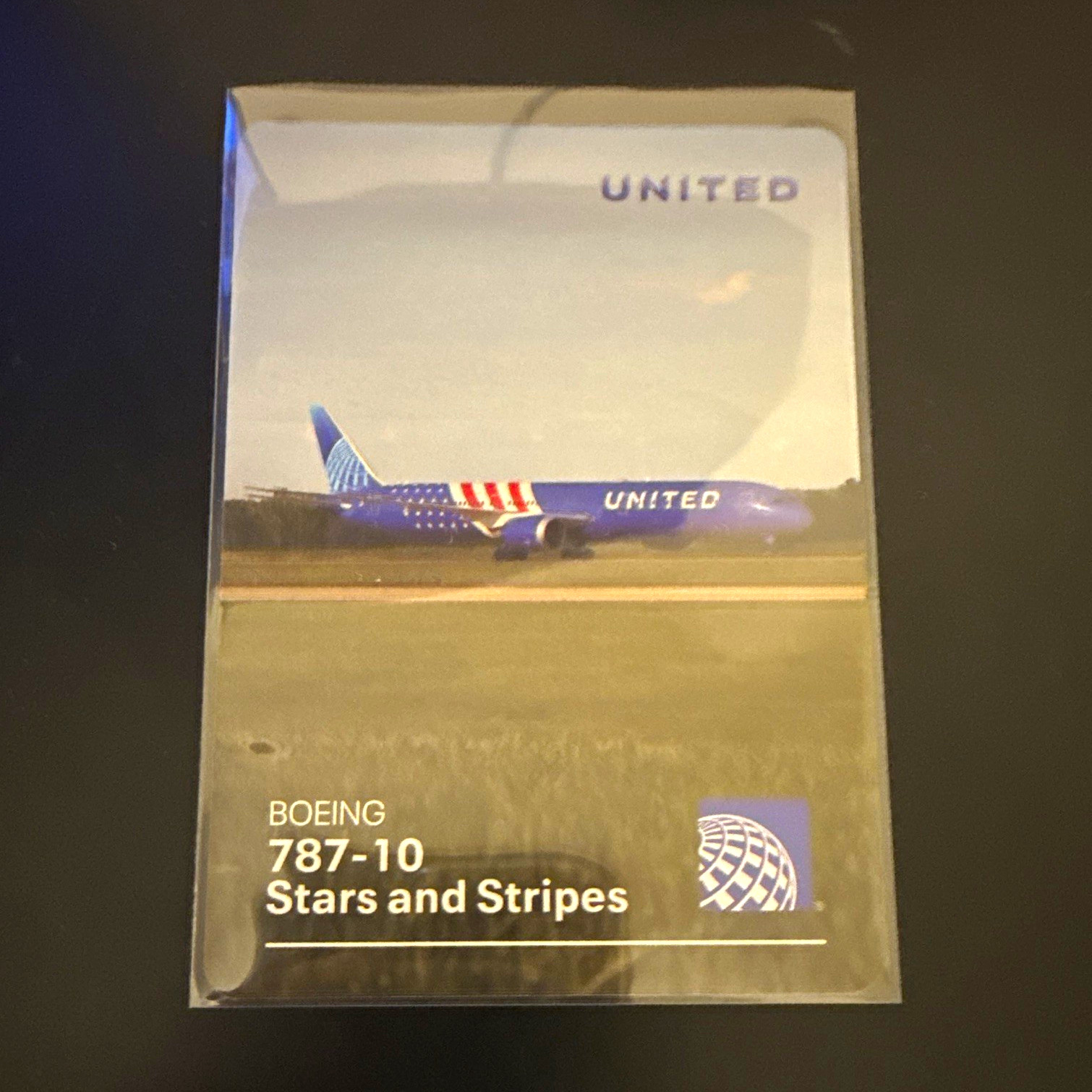 United Airlines Boeing 787-10 Stars and Stripes Collectible Trading Card