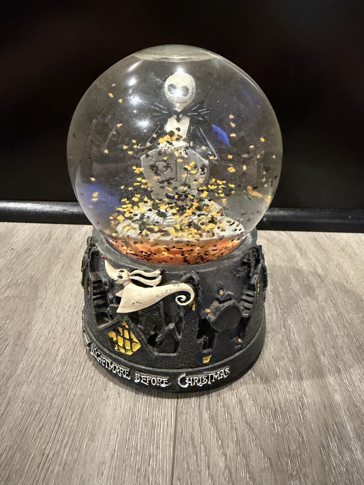 Disney Nightmare Before Christmas Jack Skellington Snow Globe