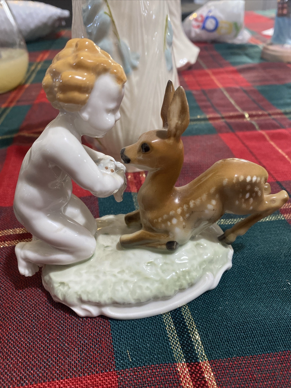 Lovely Vintage Hutschenreuther Selb Fawn & Child Figurine by Tutter SIGNED